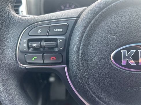 Used 2017 Kia Sportage LX w/ LX Popular Package FWD image 17