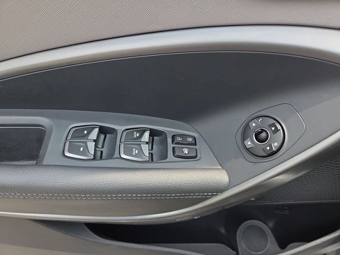 Used 2019 Hyundai Santa Fe XL FWD image 19