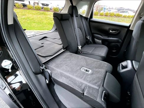 Used 2025 Honda HR-V LX image 19