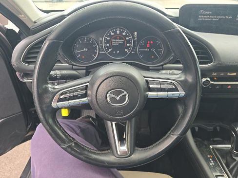 Used 2020 MAZDA MAZDA3 Sedan w/ Preferred Package FWD image 5
