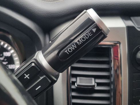 Used 2019 Nissan Titan PRO-4X w/ Pro-4x Utility Package image 19