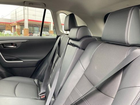 Used 2025 Toyota RAV4 Limited image 11