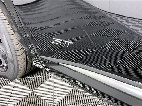 New 2026 Buick Envision Sport Touring image 10