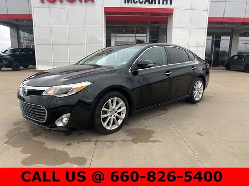 Used 2013 Toyota Avalon XLE image 6