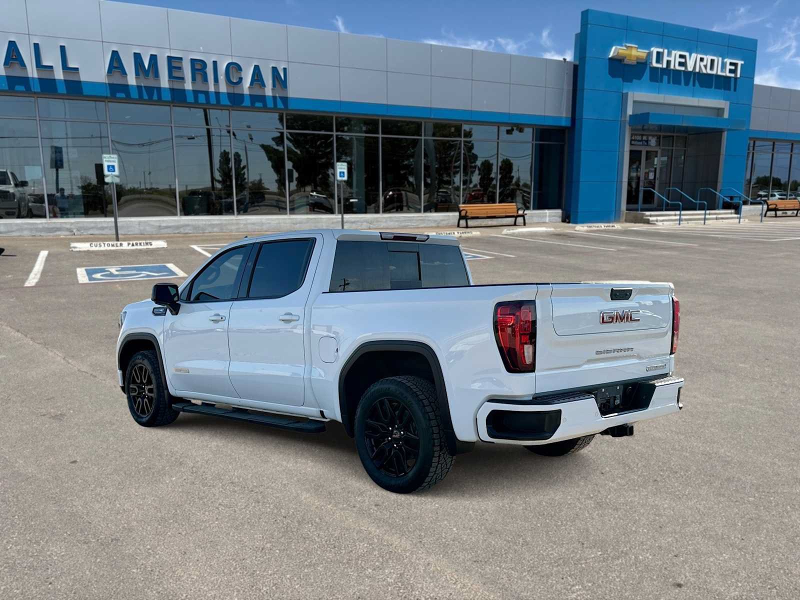 Used 2025 GMC Sierra 1500 Elevation w/ Elevation Premium Package RWD image 6