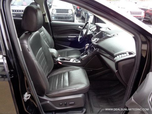 Used 2016 Ford Escape Titanium image 23