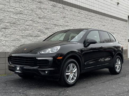 Used 2016 Porsche Cayenne w/ Premium Package image 1