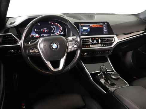 Used 2019 BMW 330i Sedan w/ Convenience Package RWD image 2