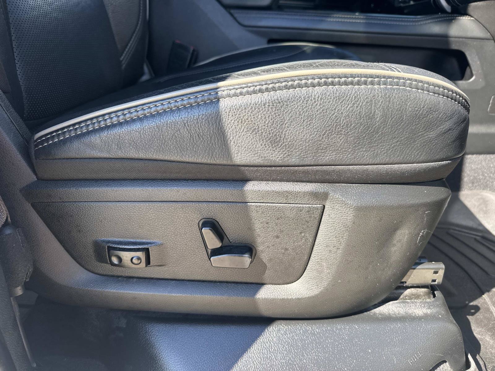Used 2019 RAM 2500 Limited AWD/4WD image 12