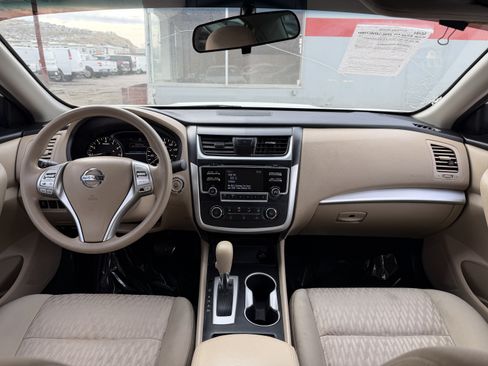 Used 2016 Nissan Altima 2.5 S w/ Power Driver Seat Package FWD image 18