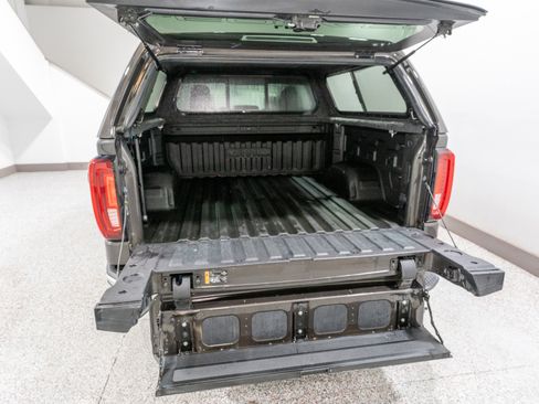 Used 2021 GMC Sierra 1500 SLT w/ SLT Premium Plus Package image 11