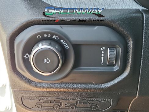 Used 2024 Jeep Wrangler Unlimited Sport AWD/4WD image 20