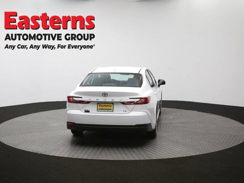 Used 2025 Toyota Camry LE FWD image 37