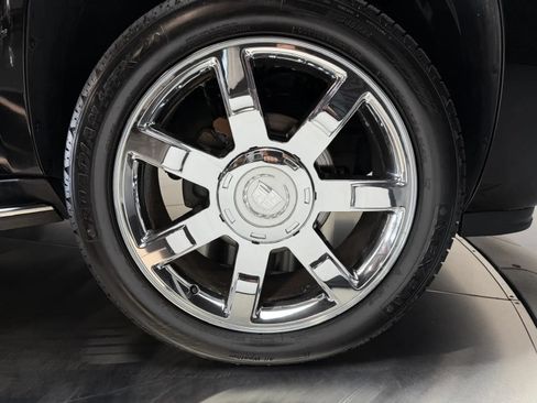 Used 2008 Cadillac Escalade AWD image 7