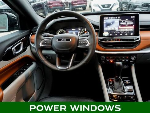 Used 2023 Jeep Compass Limited image 8