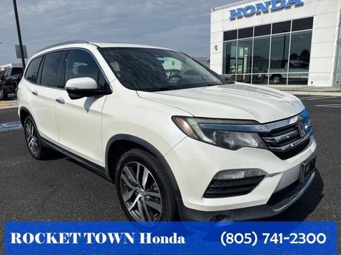 Used 2018 Honda Pilot Touring image 9