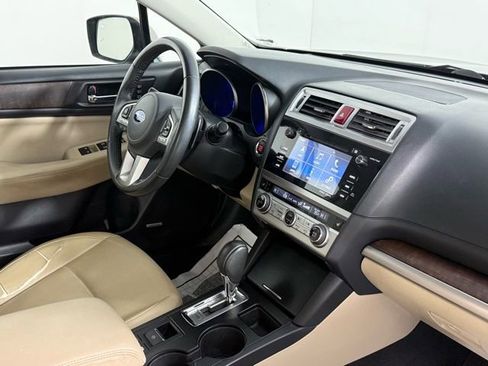 Used 2017 Subaru Outback 2.5i Limited image 33