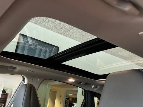 New 2025 Nissan Murano SL image 13