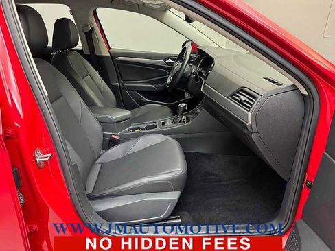 Used 2020 Volkswagen Jetta SE w/ SE Cold Weather Package FWD image 20