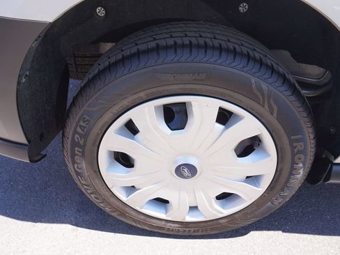 Used 2019 Ford Transit Connect XL FWD image 14