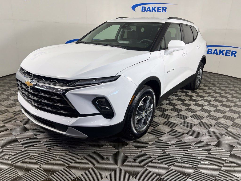 Certified 2024 Chevrolet Blazer LT w/ Convenience Package AWD/4WD image 1
