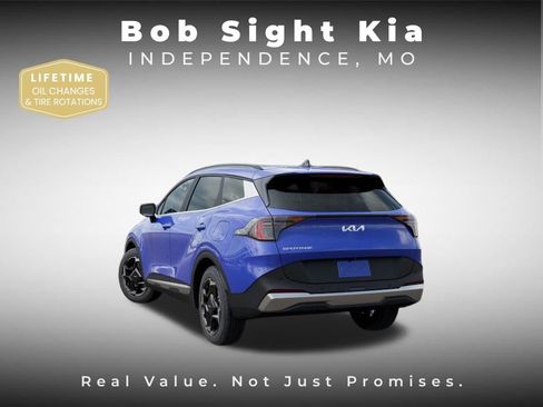 New 2026 Kia Sportage EX w/ EX Panorama Roof Package image 4