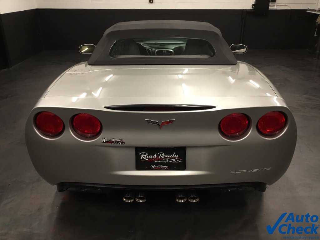 Used 2005 Chevrolet Corvette Convertible w/ Preferred Equipment Group RWD image 20