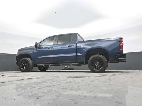 Used 2021 Chevrolet Silverado 1500 Custom Trail Boss AWD/4WD image 41