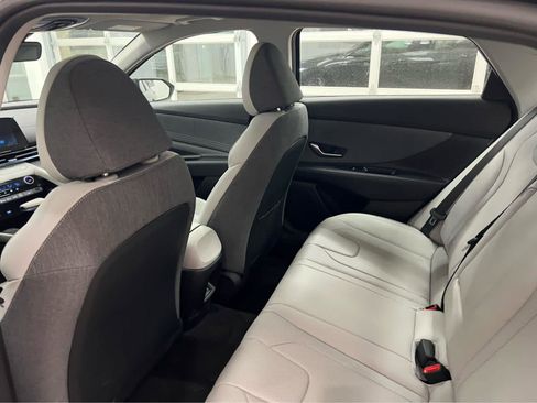 New 2026 Hyundai Elantra Limited FWD image 20