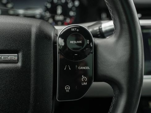 Used 2020 Land Rover Range Rover Evoque SE AWD/4WD image 22