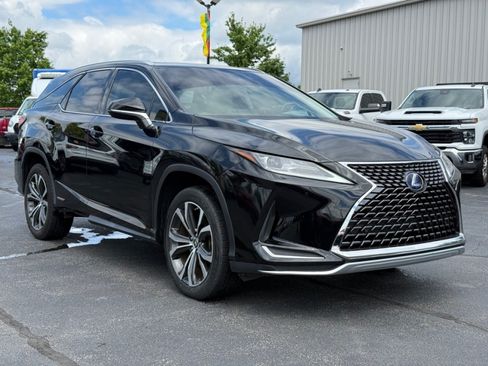 Used 2020 Lexus RX 450hL AWD w/ Premium Package image 2