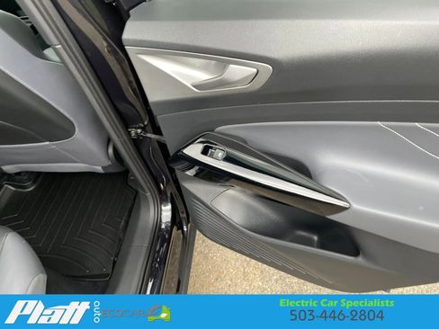 Used 2023 Volkswagen ID.4 Pro S Plus AWD/4WD image 45