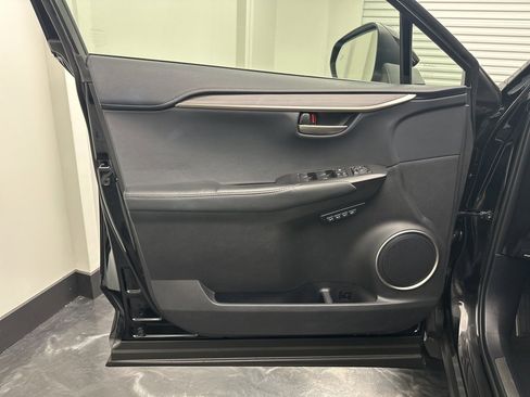 Used 2015 Lexus NX 300h AWD image 16