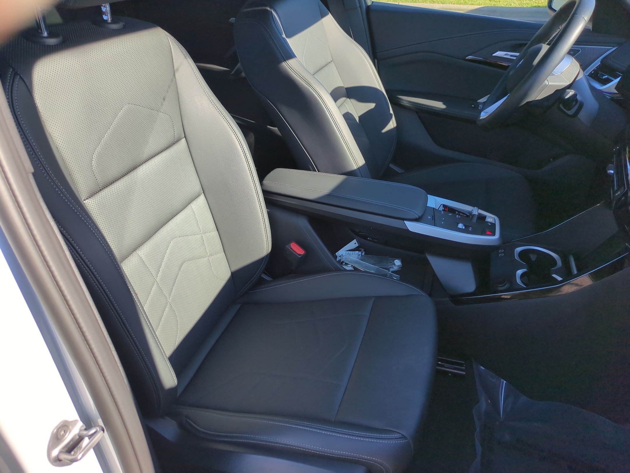 Used 2026 BMW X1 xDrive28i AWD/4WD image 36
