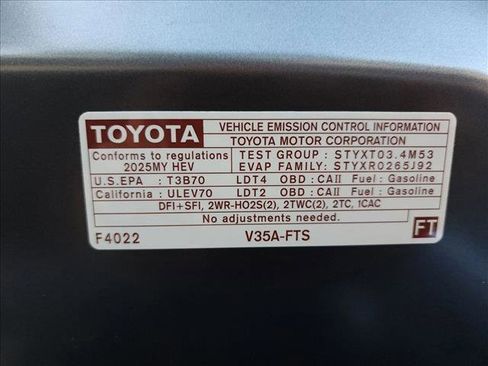Certified 2025 Toyota Sequoia Platinum w/ Tow Technology Package AWD/4WD image 25