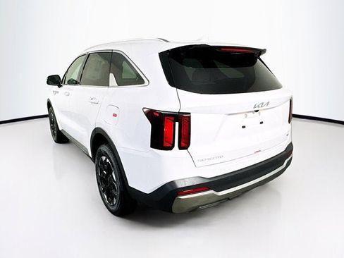 New 2026 Kia Sorento S image 7