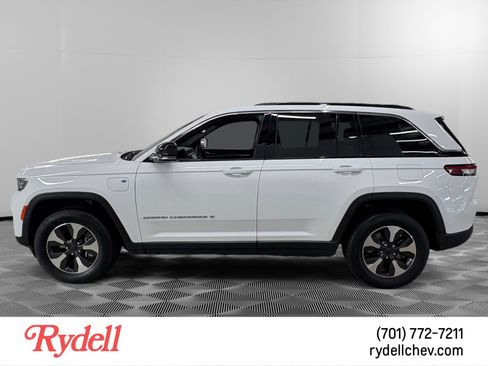 Used 2024 Jeep Grand Cherokee Limited 4xe AWD/4WD image 2