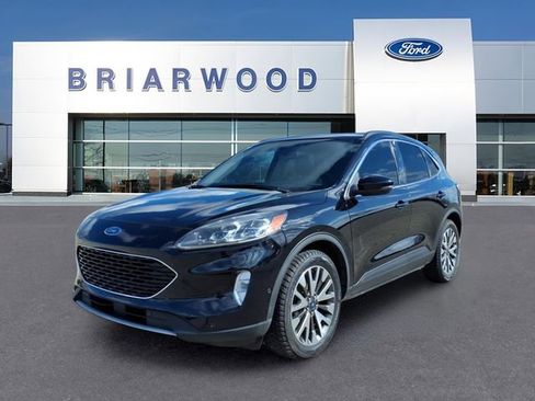 Used 2020 Ford Escape Titanium image 1
