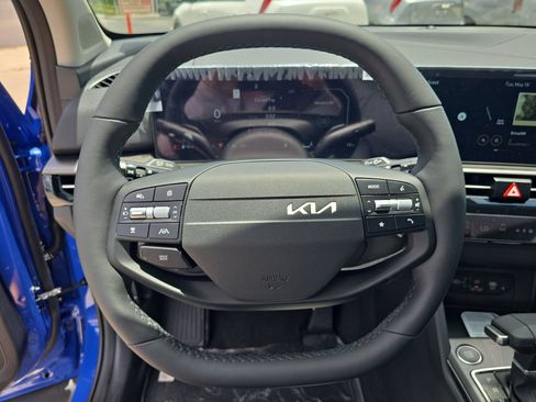 New 2026 Kia Sportage SX FWD image 31