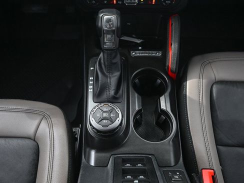 Certified 2022 Ford Bronco Wildtrak image 33