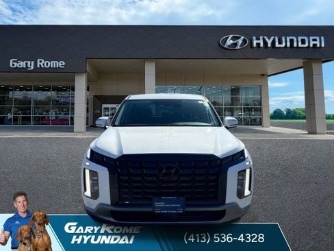 Used 2023 Hyundai Palisade SE AWD/4WD image 3