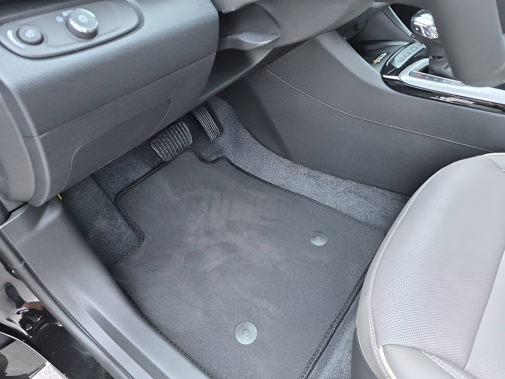 New 2026 Buick Envista Preferred FWD image 23