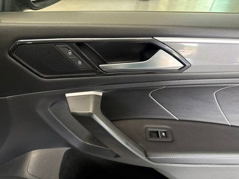 Used 2024 Volkswagen Tiguan SE R-Line AWD/4WD image 53
