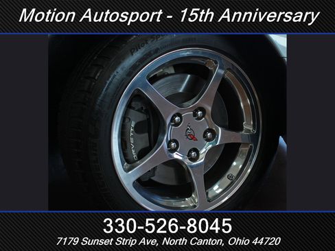 Used 2004 Chevrolet Corvette Convertible w/ Preferred Equipment Group RWD image 44