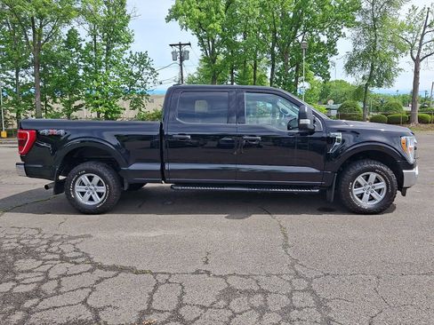 Certified 2022 Ford F150 XLT w/ Equipment Group 301A Mid AWD/4WD image 8