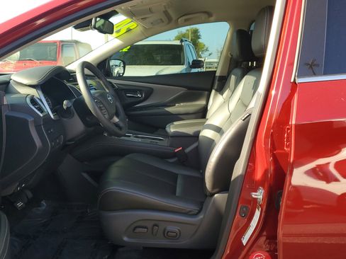 Used 2024 Nissan Murano SV image 19