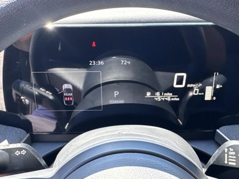 Used 2025 Nissan Kicks SV FWD image 19