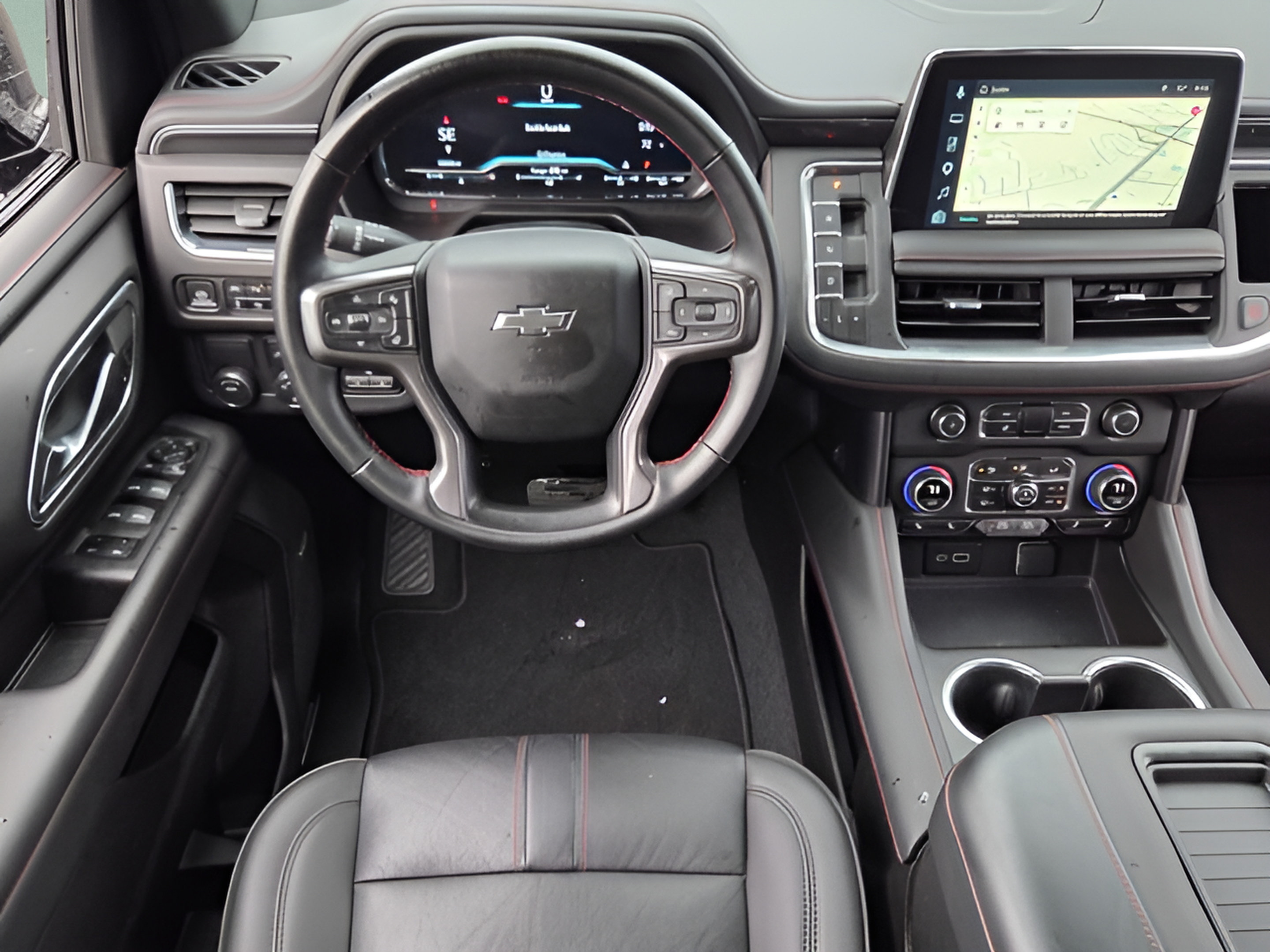 Used 2023 Chevrolet Suburban RST w/ Luxury Package RWD image 11