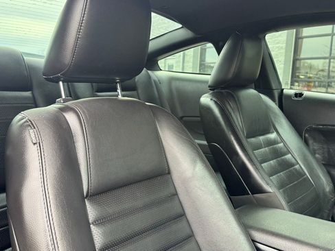 Used 2006 Ford Mustang GT image 38
