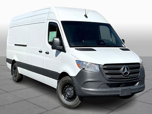 New 2026 Mercedes-Benz Sprinter 2500 image 2
